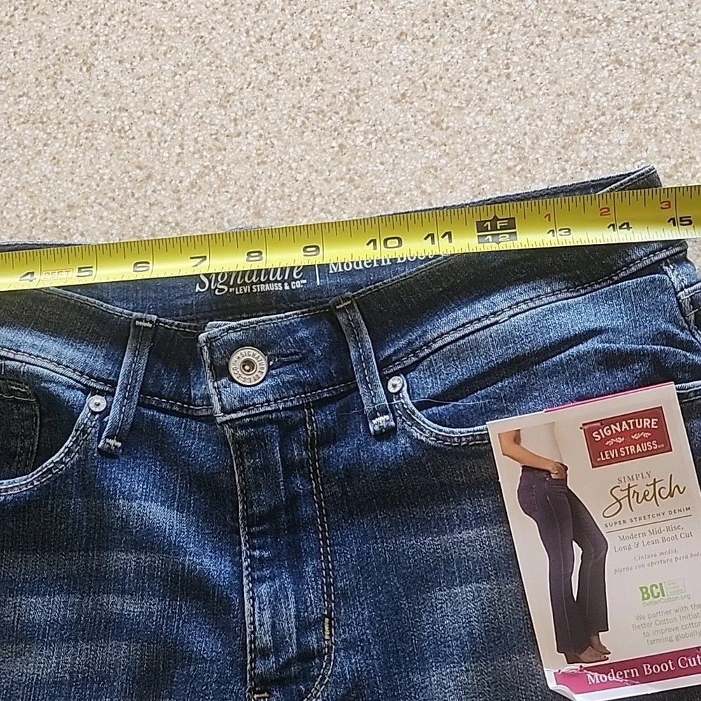 NWT Signature Levi Modern Boot Cut Simply Stretch Size 10L - Picture 3 of 11